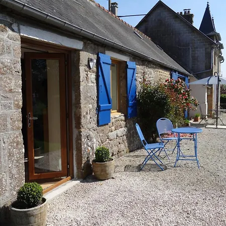 度假居 In Rural Normandy Passais-la-Conception